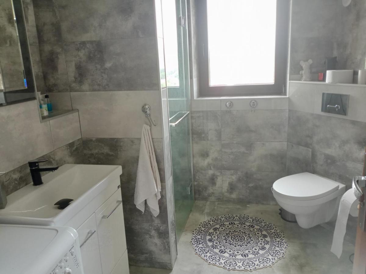 Vila Pod Roza Kasina Wielka Exteriér fotografie